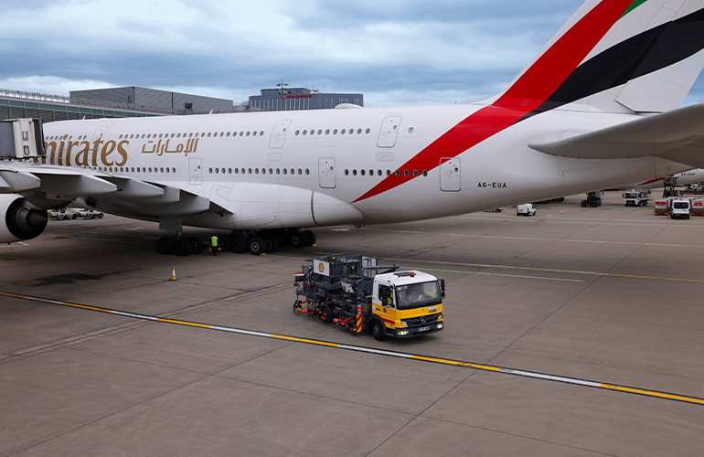 Emirates begins operating with SAF at London Heathrow