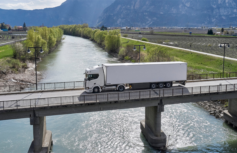 Scania launches new RNG-powertrain