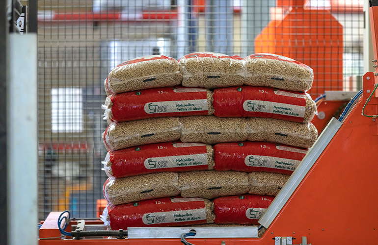 A pallet of Steirer Sticks pellet bags