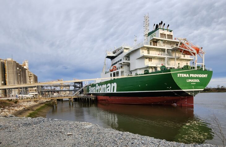 Stena Provident completes first ever methanol bunkering at the Port of Savannah