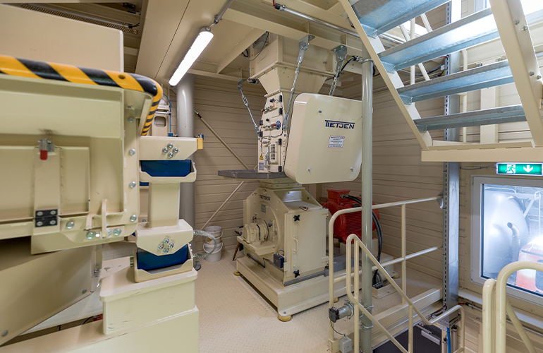 Tumbler screener and hammermill